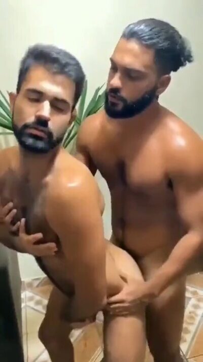 hot muscle gay porn sites